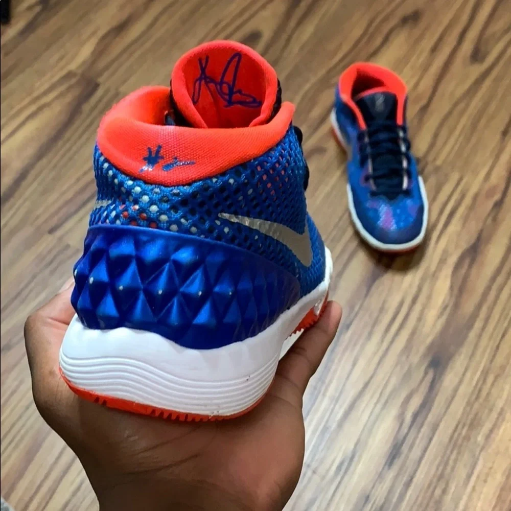Nike Kyrie signature Shoes Youth